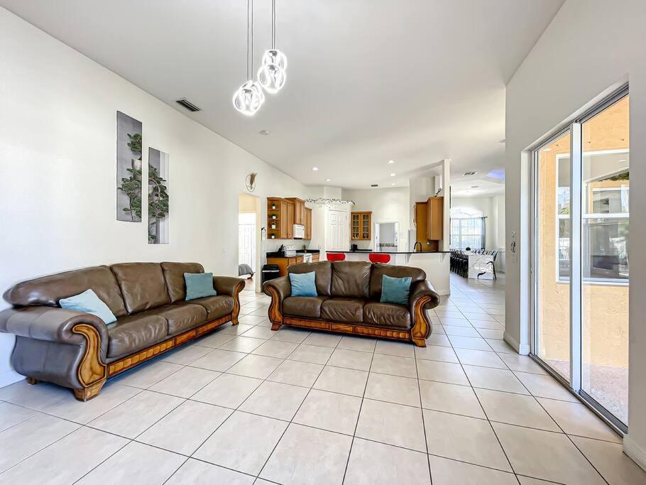 Discover Your Oasis: Tropical Haven In Central Psl Port St. Lucie ภายนอก รูปภาพ