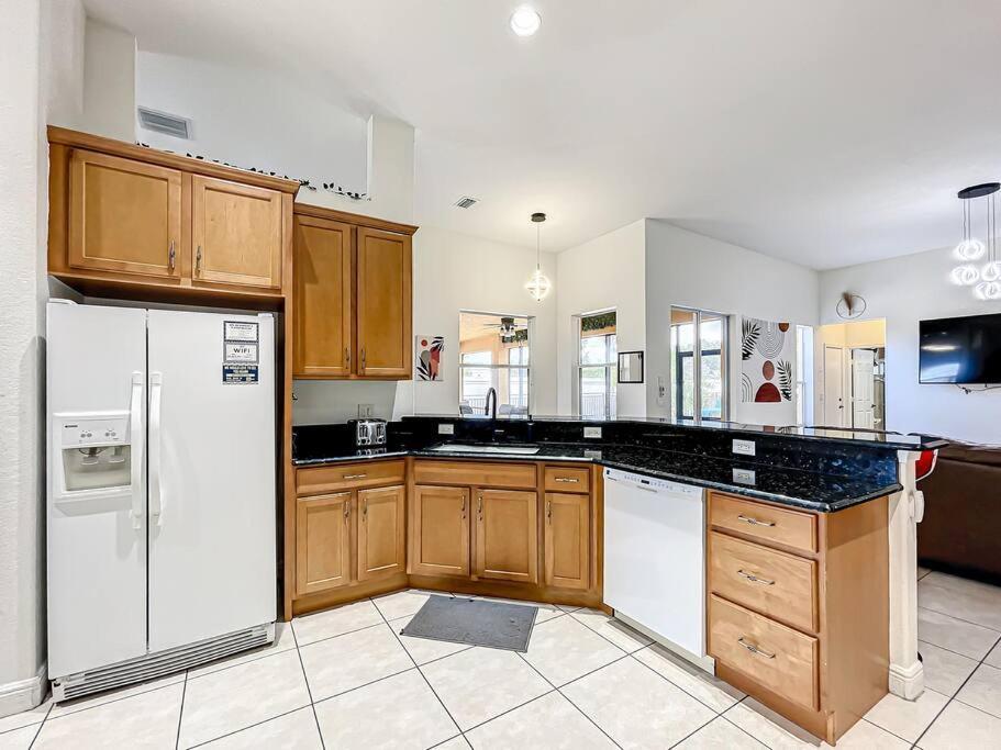 Discover Your Oasis: Tropical Haven In Central Psl Port St. Lucie ภายนอก รูปภาพ